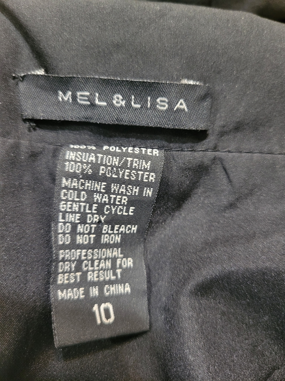 Black Short-Sleeve Bomber Jacket - Women's - Picture 6 of 6